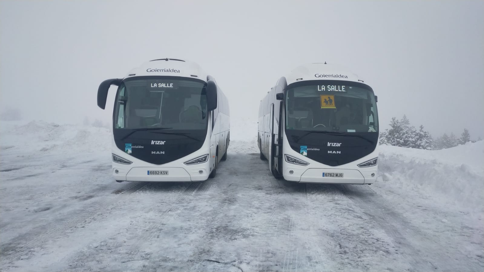 Comenzamos los viajes a la nieve con nuestros colegios. 